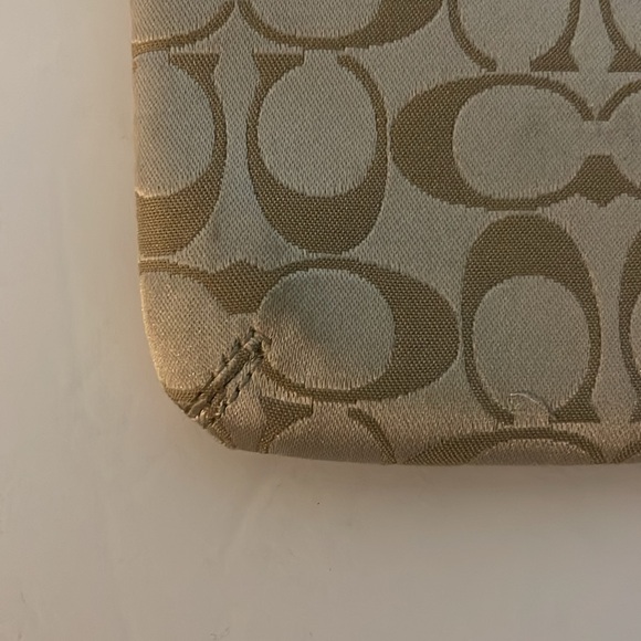 🎄🎄Coach Tablet Sleeve Case electronic Signature Universal zip pouch - Picture 5 of 6